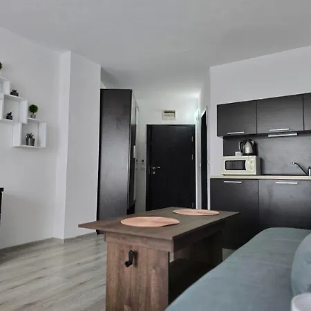 Sarafovo Atlantis 58 شقة *