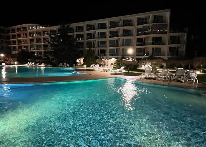 Sarafovo Atlantis 58 * Бургас