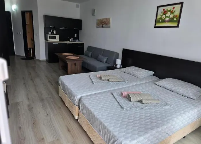 Sarafovo Atlantis 58 * Бургас