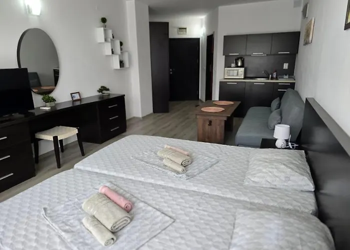 Sarafovo Atlantis 58 *